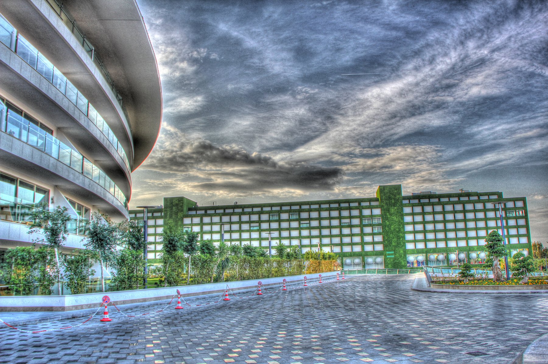 IMG_6804_5_6_tonemapped.jpg